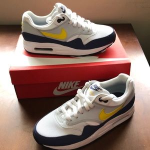 | NWT | Nike Air Max 1 |